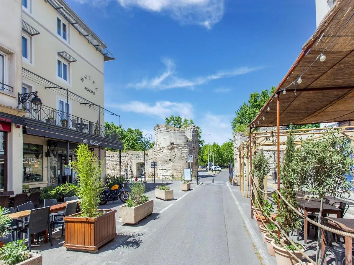 Comfortable Holiday Home With Swimming Pool Arles 0*,  France
