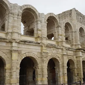  Сasa de vacaciones Maison Typiquement Arlésienne